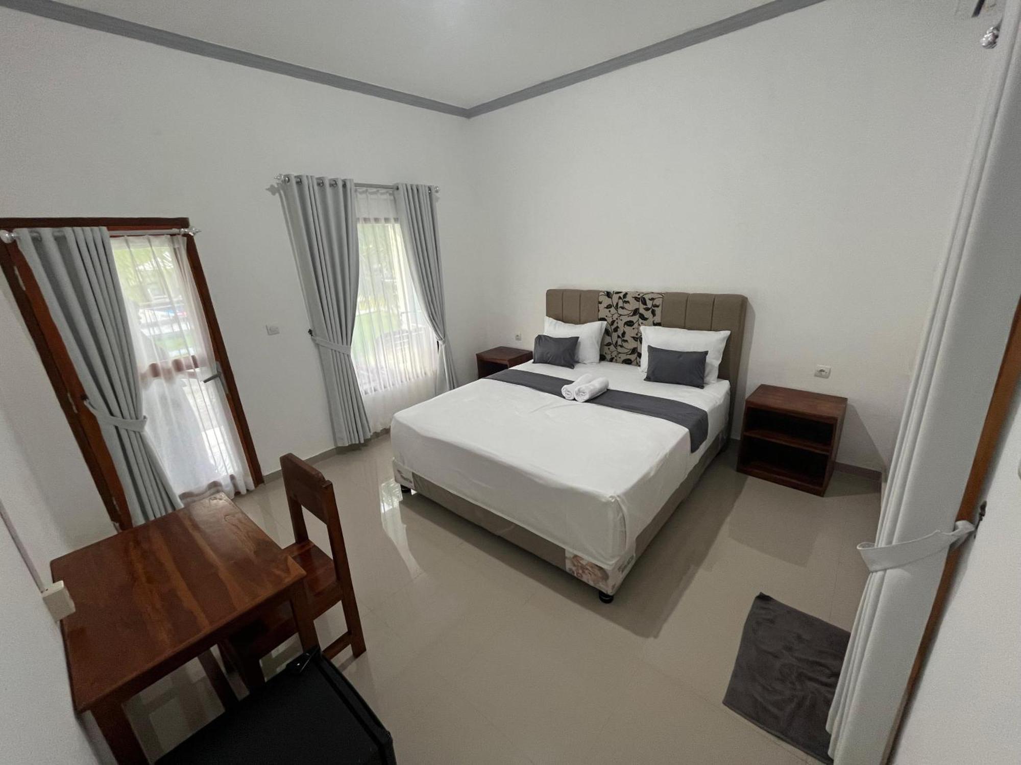 Kuta Lodge Homestay Exterior foto