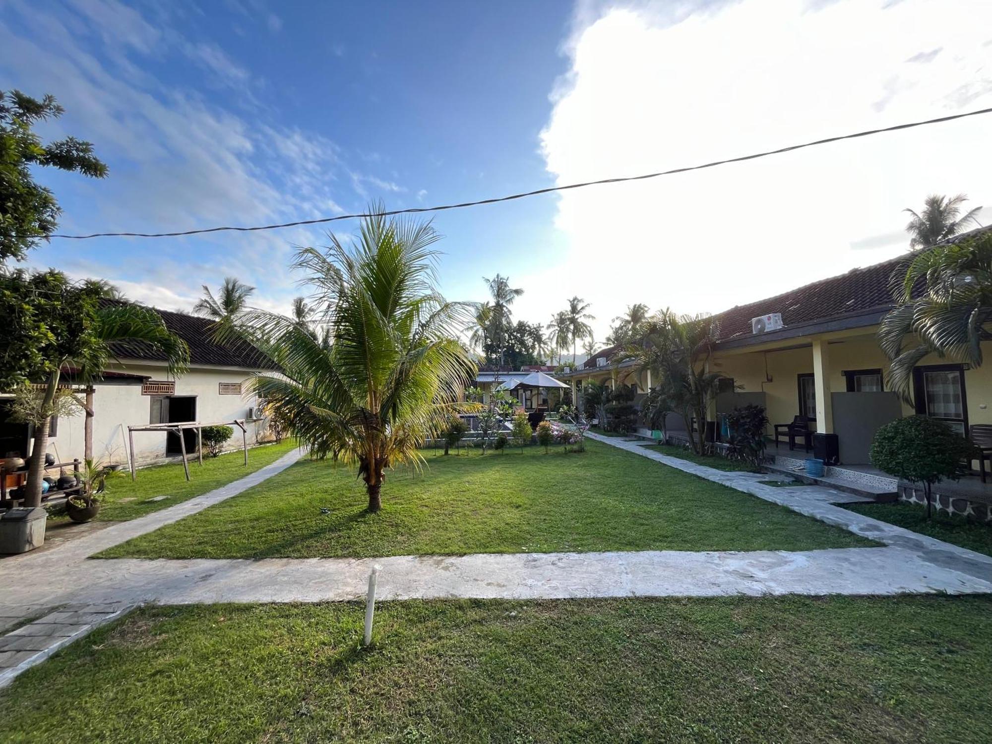Kuta Lodge Homestay Exterior foto
